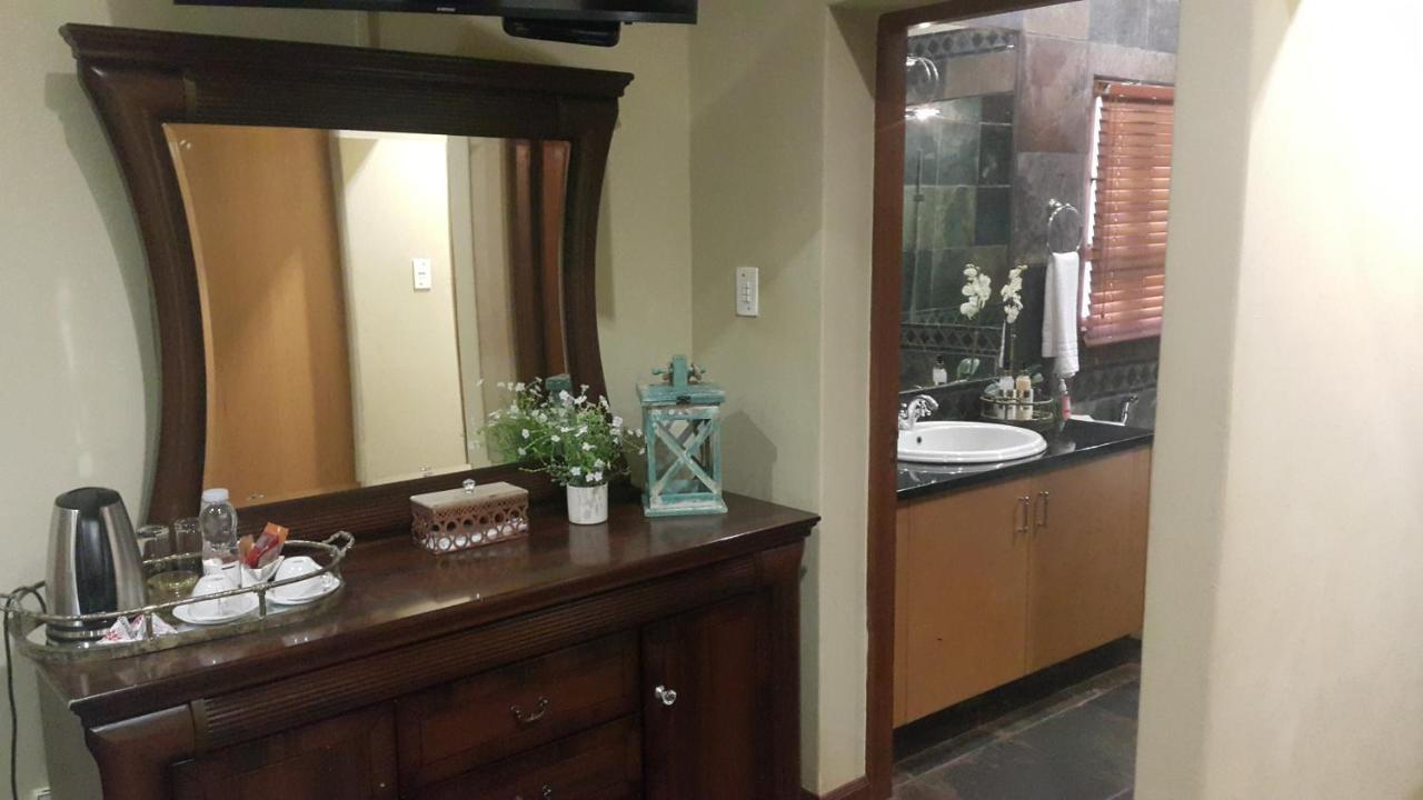 93 On Celliers Guesthouse Луис-Тричард Экстерьер фото