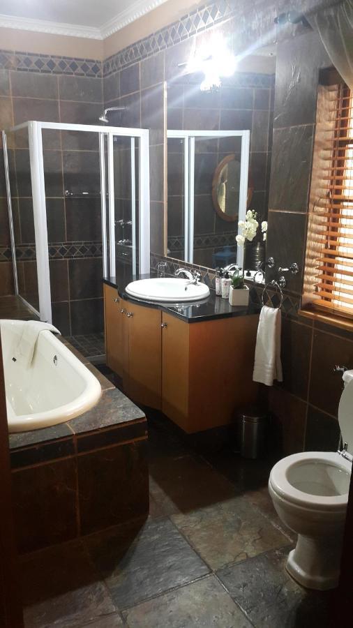 93 On Celliers Guesthouse Луис-Тричард Экстерьер фото